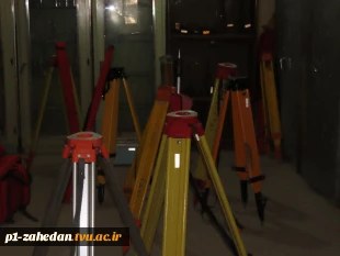 آزمایشگاه 4