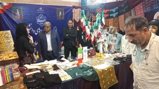 بازدید دکتر محمد قاسمی ریاست دانشگاه ملی مهارت واحد استانی سیستان وبلوچستان از نمایشگاه دستاوردهای دانشجویی  9
