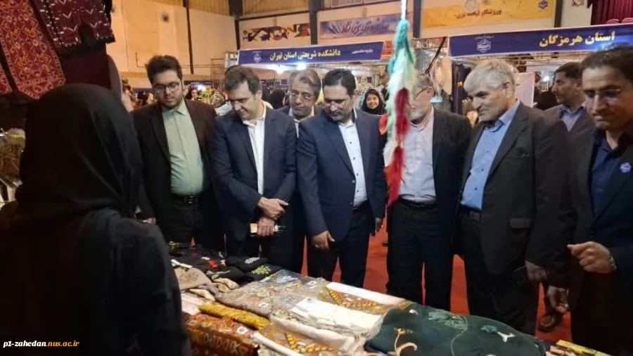 بازدید وزیر علوم به همراه رئیس دانشگاه ملی مهارت و مسئولین کشوری از غرفه دانشگاه ملی مهارت واحد استانی سیستان و بلوچستان  13
