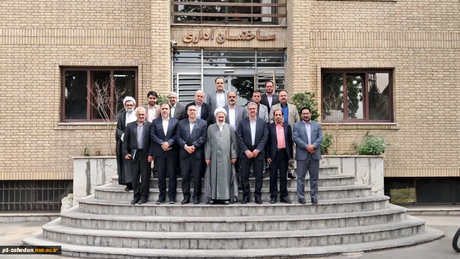 با هدف همکاری در زمینه تربیت دبیر فنی برگزار شد:
جلسه مشترک هیئت رئیسه دانشگاه ملی مهارت و دانشگاه تربیت دبیر شهید رجایی 4