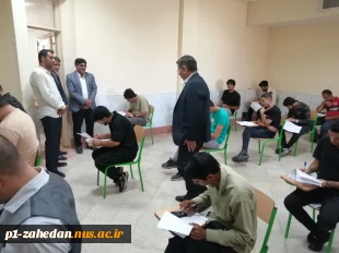 بازدید سرزده ریاست دانشگاه ملی مهارت از محل برگزاری امتحانات پایان ترم دانشجویان آموزشکده ثامن‌الحجج (ع) مشهد 4